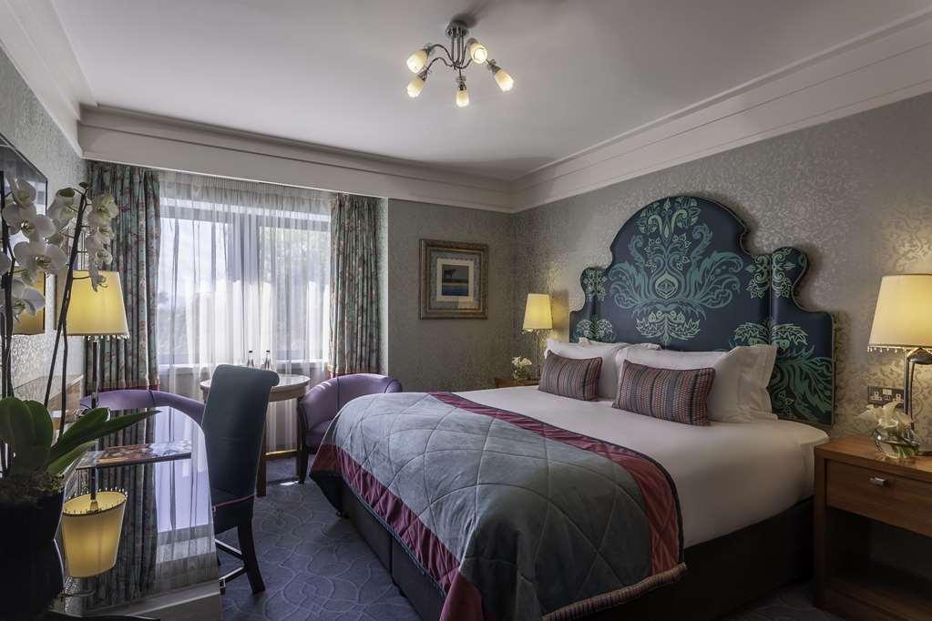 Clontarf Castle Hotel 더블린 객실 사진
